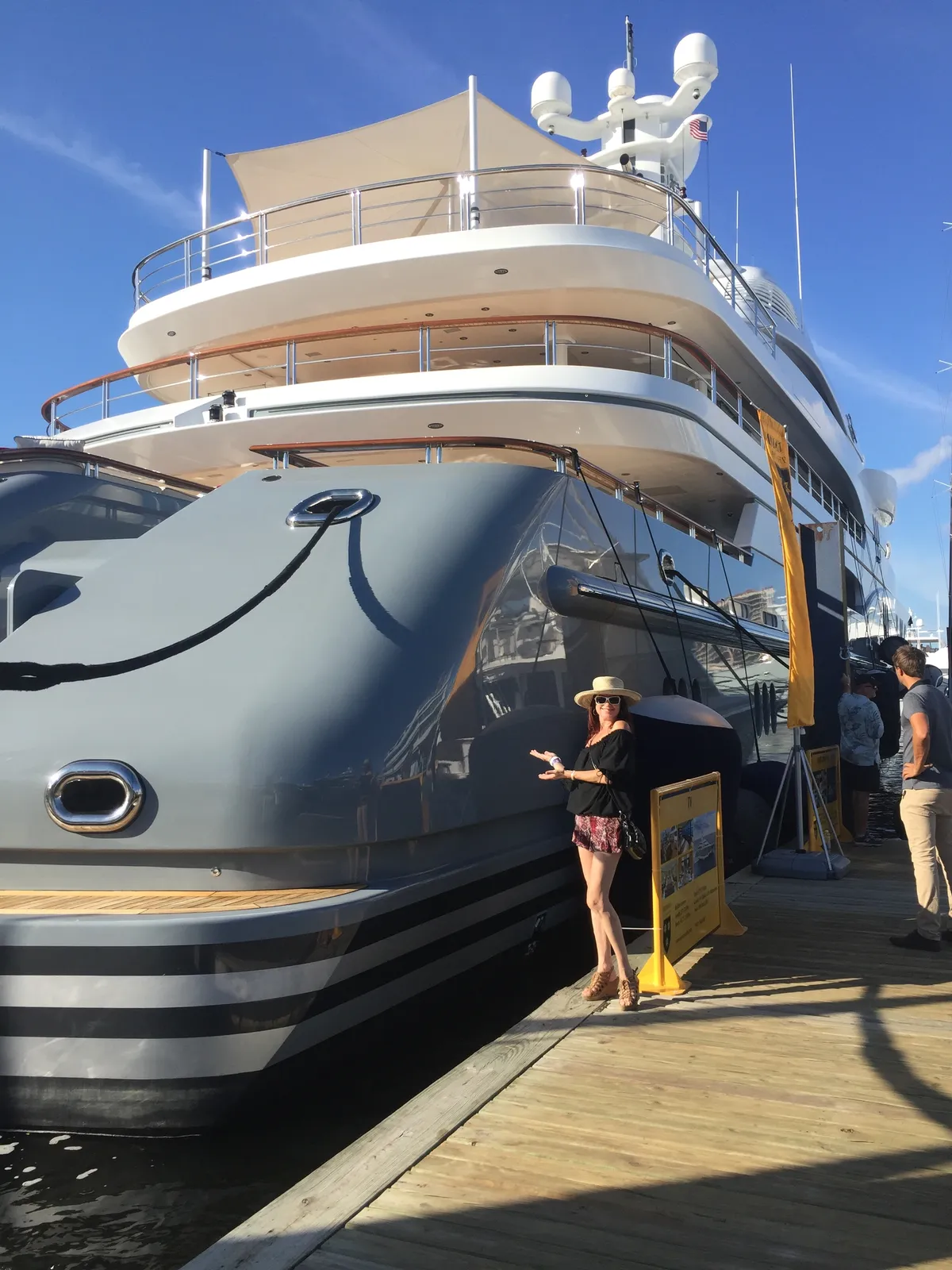 Luxury yacht services